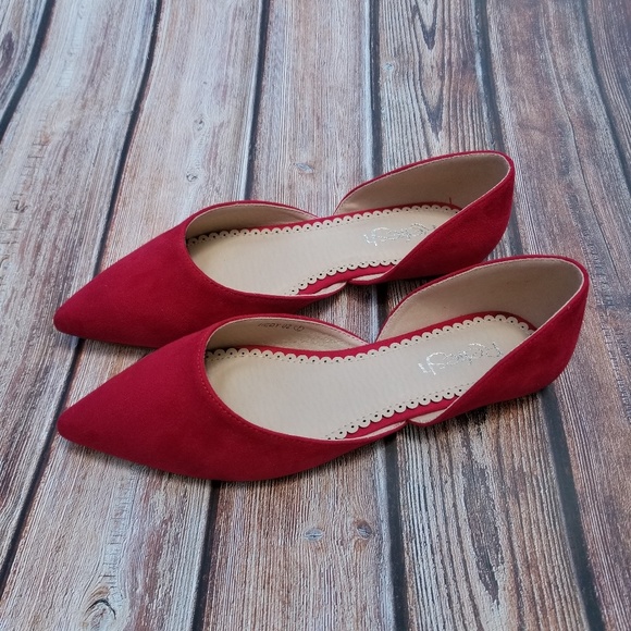 Refresh Shoes - Pointy Toe Red Swade Flats